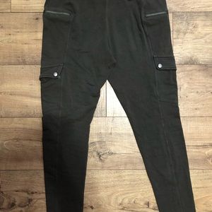 Express army green cargo leggings 🌻 large